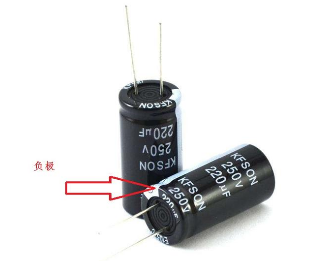 「NIPPON CHEMI-CON」電解電容極性接錯會爆炸，如何避免？